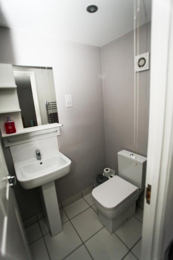 Apartment No 4 New