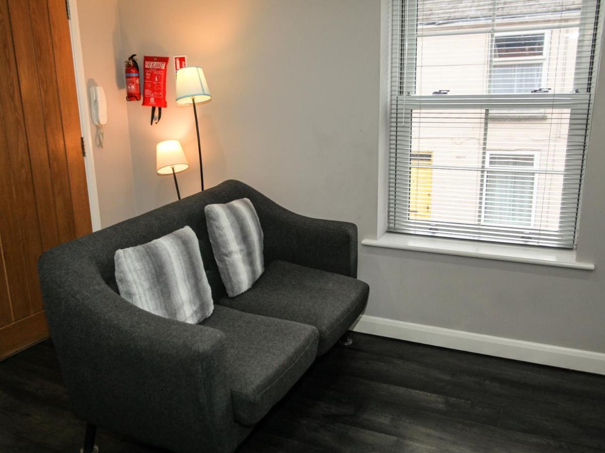 No 4 New Apartment