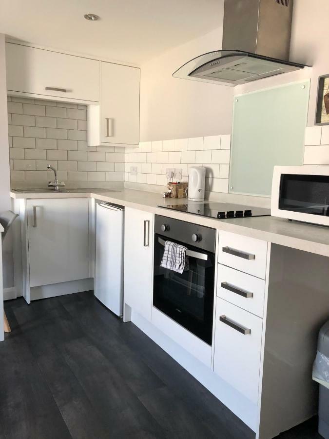 Apartment No 4 New *